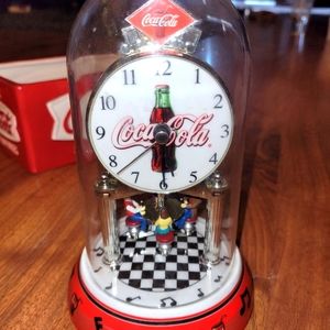 Vintage coca cola dinner clock